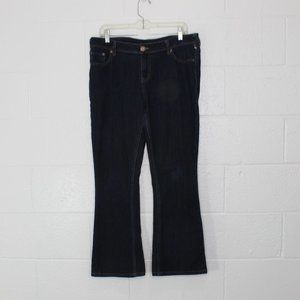 Maurices Boot-Cut Short Jeans, 14 Short